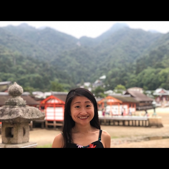 Meet your Posher, Chanel - Picture 1 of 1